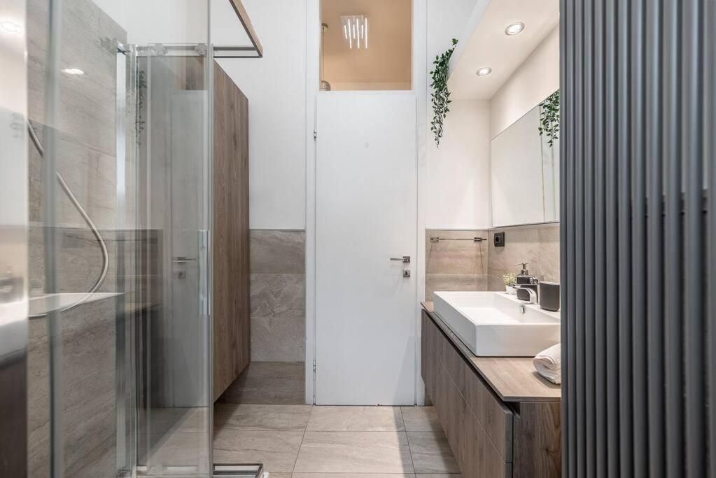 Carrobbio'S Nest - Elegant With Wifi And Netflix Apartment Milan Luaran gambar