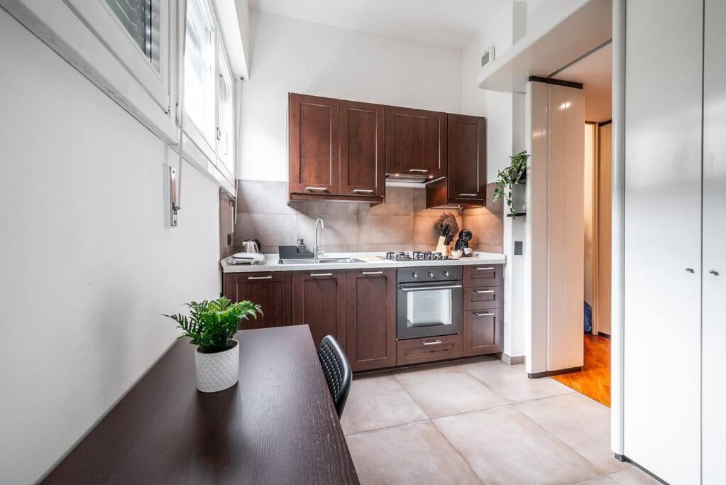 Carrobbio'S Nest - Elegant With Wifi And Netflix Apartment Milan Luaran gambar