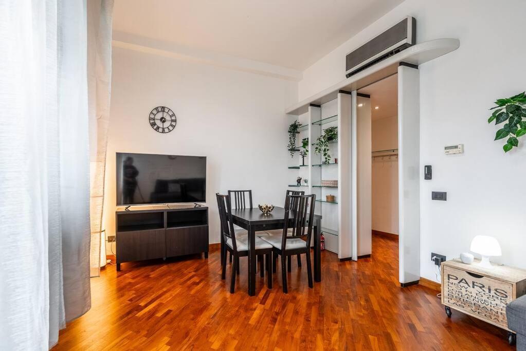 Carrobbio'S Nest - Elegant With Wifi And Netflix Apartment Milan Luaran gambar