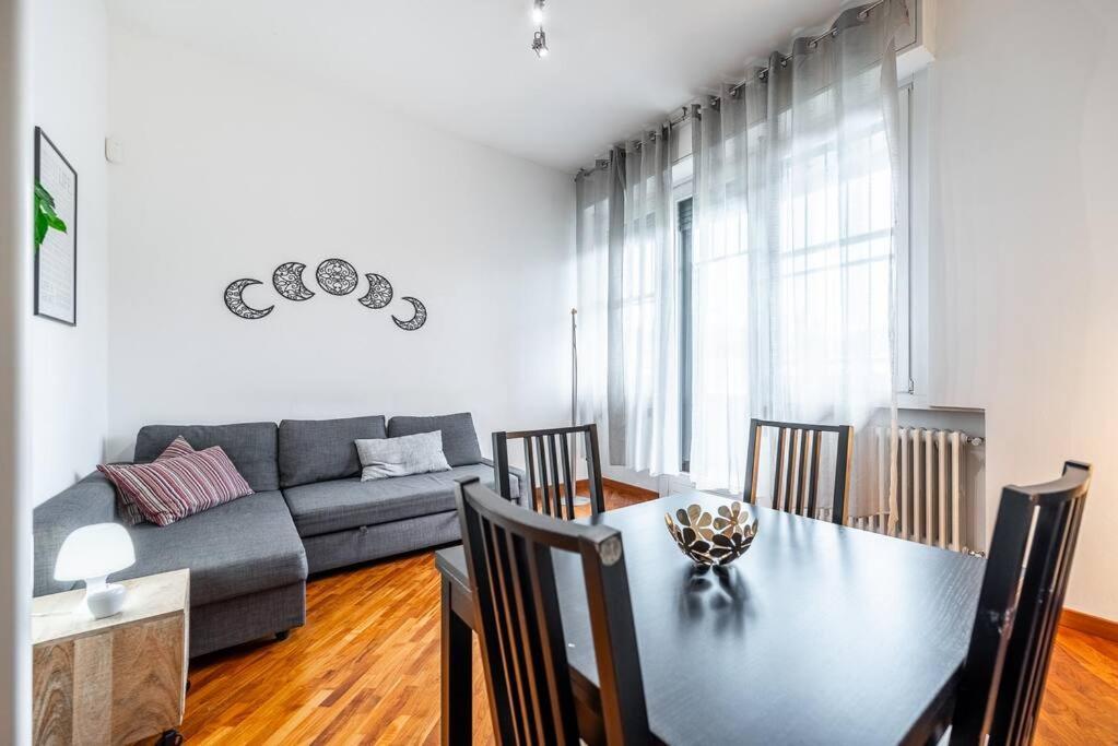 Carrobbio'S Nest - Elegant With Wifi And Netflix Apartment Milan Luaran gambar
