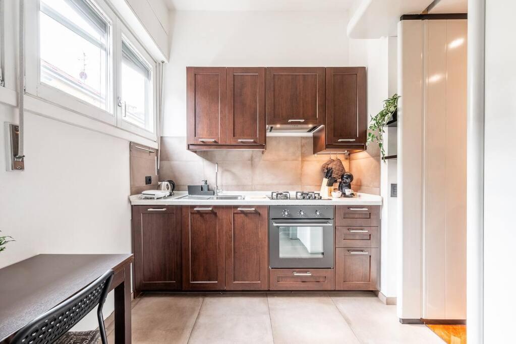 Carrobbio'S Nest - Elegant With Wifi And Netflix Apartment Milan Luaran gambar